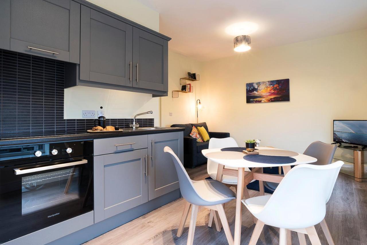 Blue Door Apartments ニューカッスル エクステリア 写真