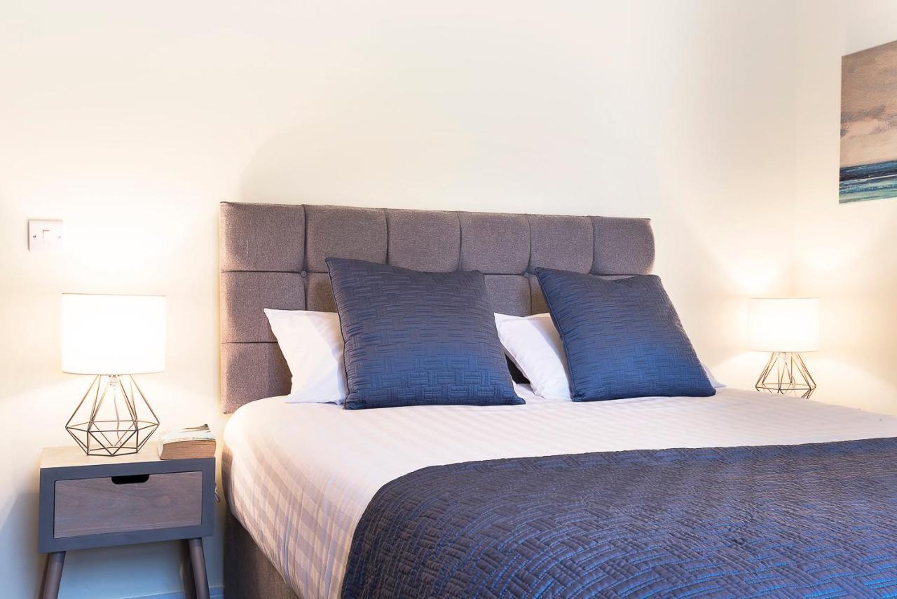 Blue Door Apartments ニューカッスル エクステリア 写真