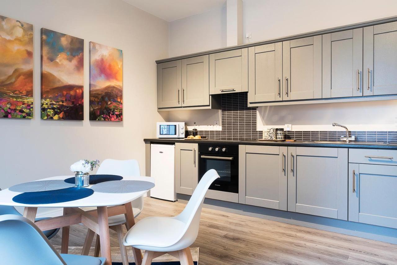 Blue Door Apartments ニューカッスル エクステリア 写真
